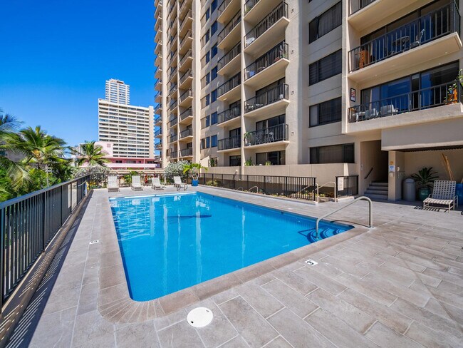 Building Photo - 2140 Kuhio Avenue-SI ID1327716P