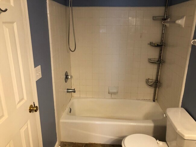 Building Photo - 4776 Cheshire Cir