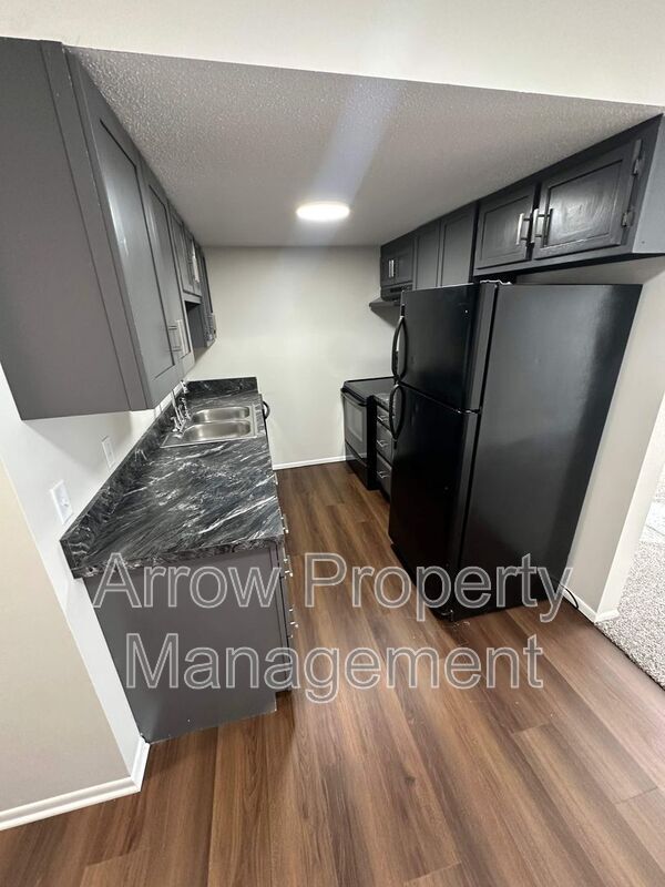 Primary Photo - 2933 P St