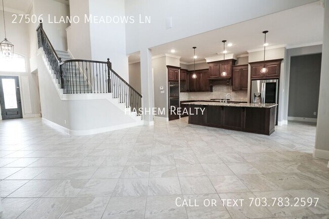 Building Photo - 27506 Llano Meadows Ln