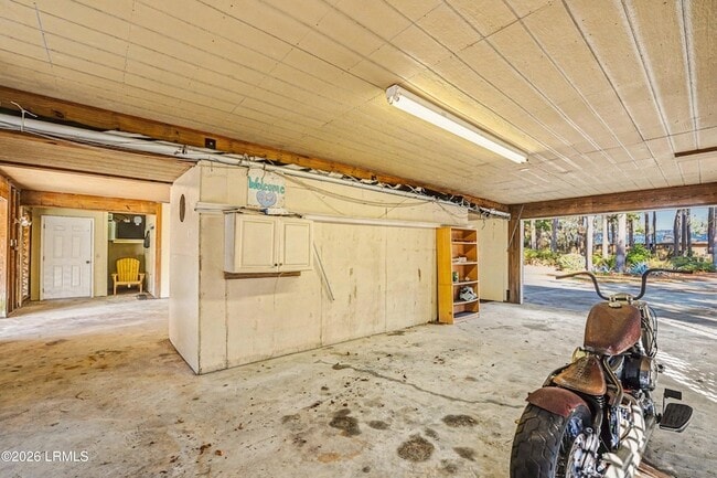 Building Photo - 1812 Dolphin Row Dr