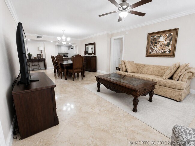 Building Photo - 1370 S Ocean Blvd