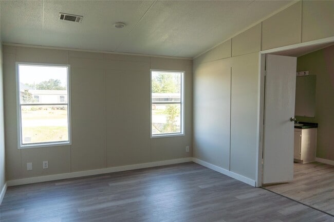 Building Photo - 7158 Clayton Wayne