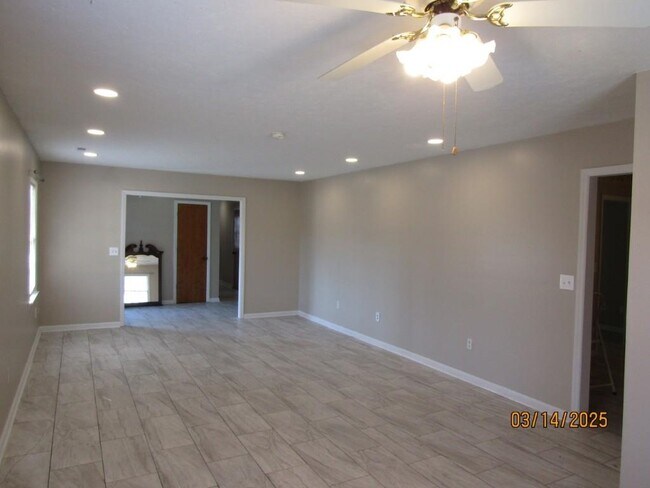 Building Photo - 1345 Dick Pond Rd