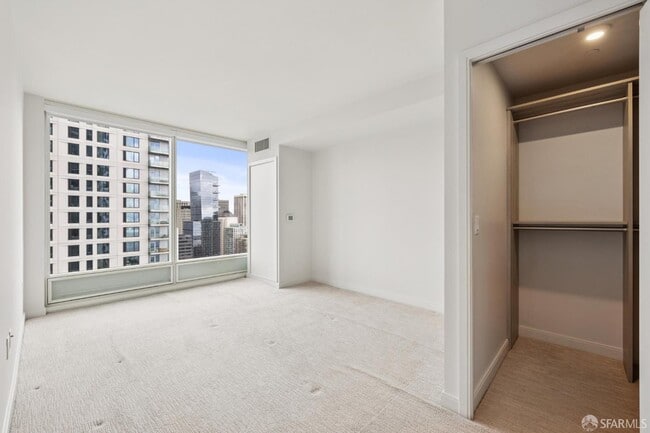 Building Photo - 401 Harrison St