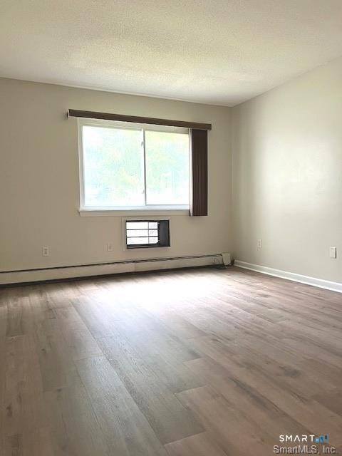 Building Photo - 4 Woodland Dr