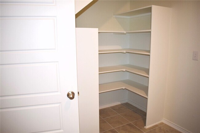 Building Photo - 6412 Carriage Pines Dr