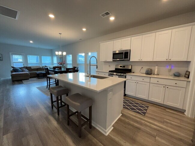 Building Photo - 135 Wood Sage Run