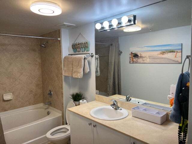 Building Photo - 600 S Dixie Hwy