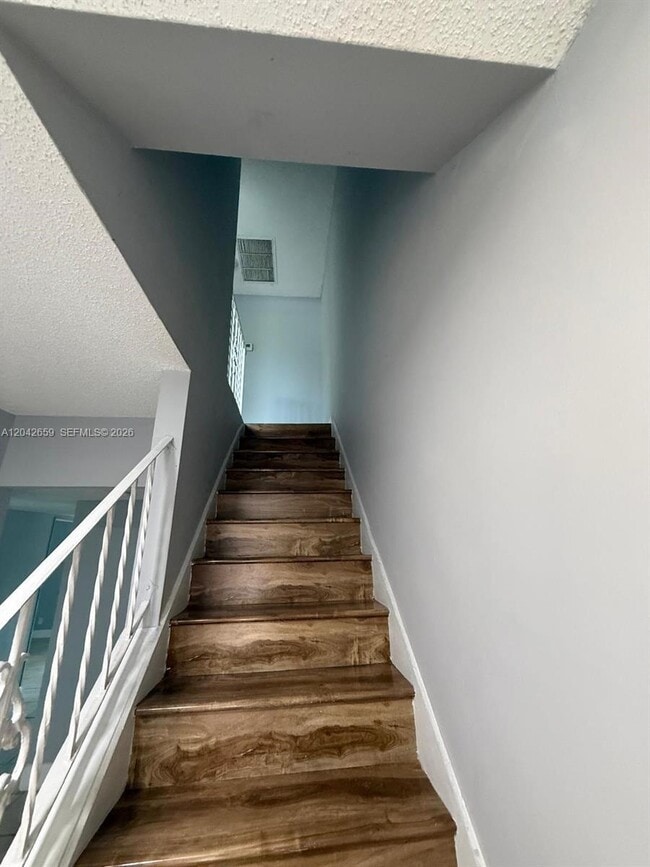 Building Photo - 6595 Boulevard of Champions