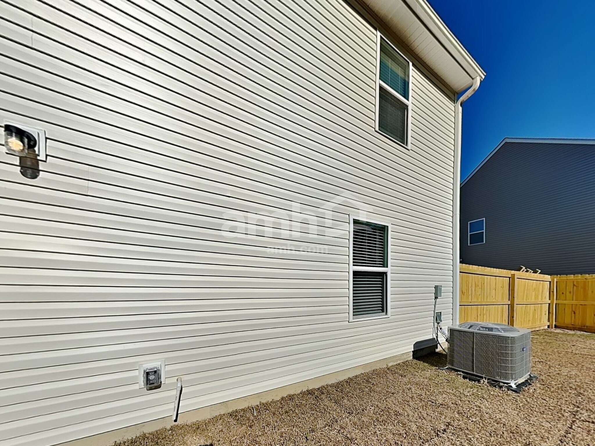 Building Photo - 1413 John Swann St