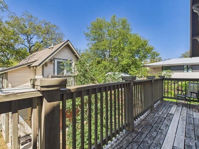 Building Photo - 4604 Avenue H