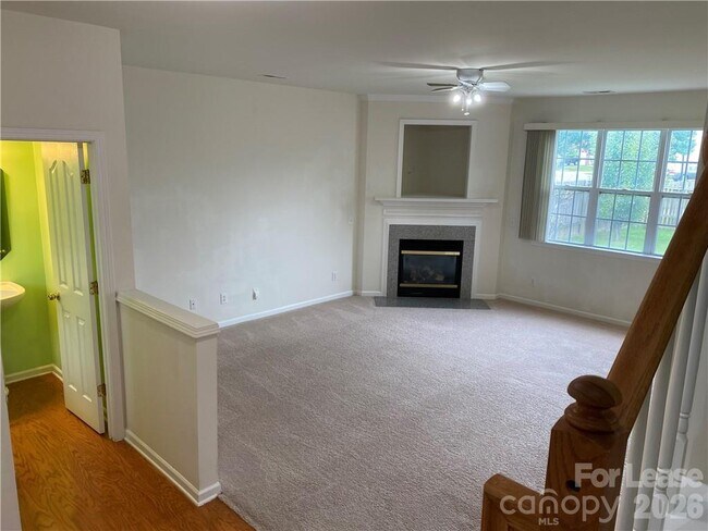 Building Photo - 17332 Newlands Corner Ln