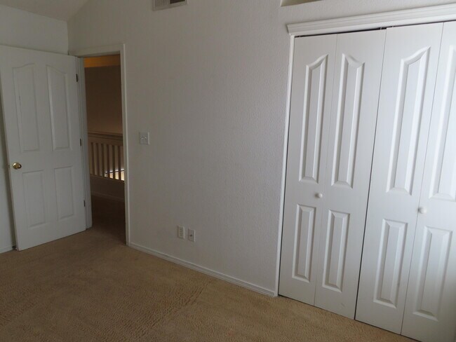 Building Photo - 12860 Tierra Lince Dr