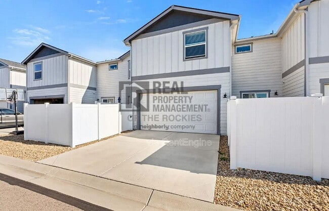 Building Photo - 218 E Chestnut St