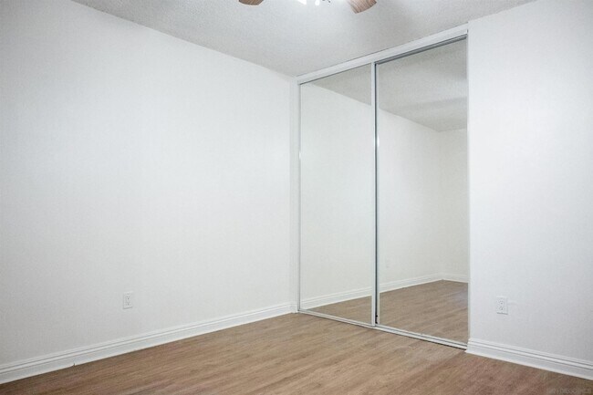 Building Photo - 7555 Linda Vista Rd