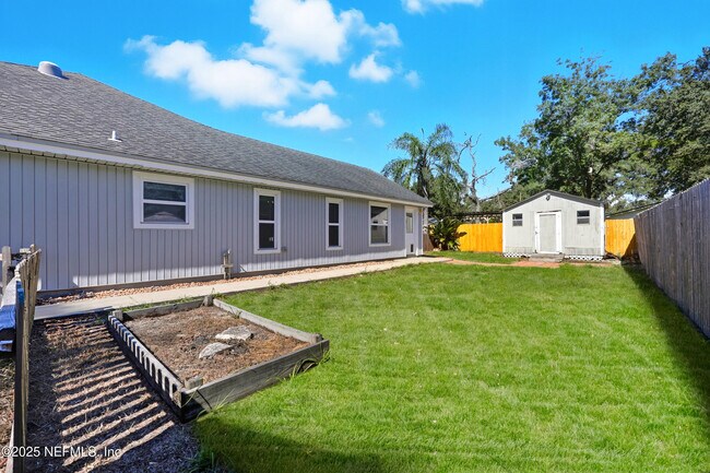 Building Photo - 14049 Broken Bow Dr N