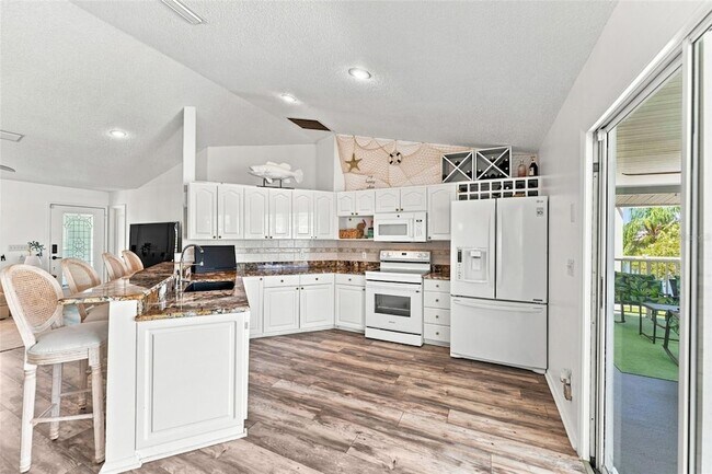 Building Photo - 4017 Triggerfish Dr