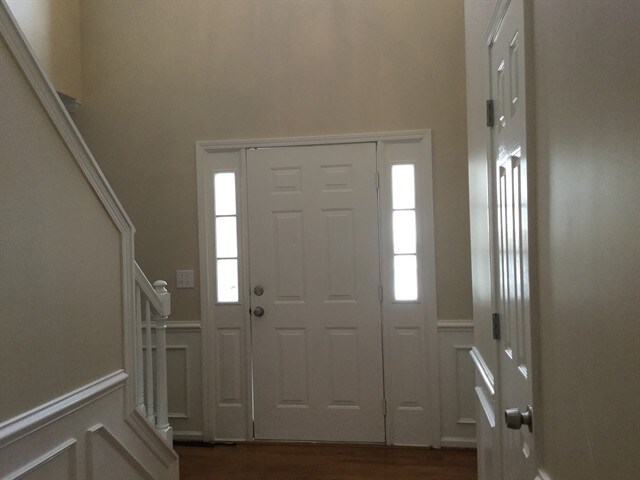 Building Photo - 10 Waterton Way