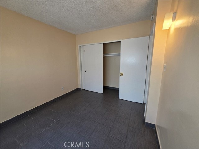 Building Photo - 834 S Greenwood Ave