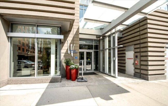 Building Photo - 356 Third St