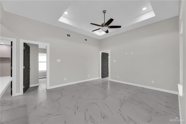 Building Photo - 329 E Trenton Rd