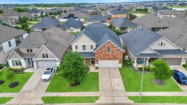 Building Photo - 19430 Canter Field Ct