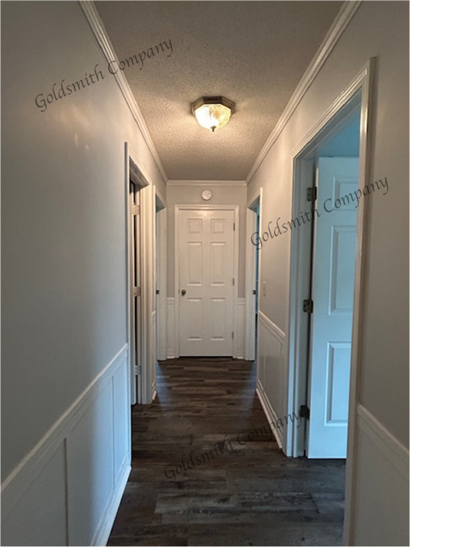 Building Photo - "3-Bedroom Home with Spacious Living in Simpsonville!"