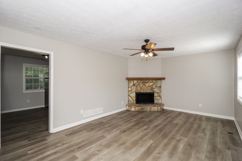 Building Photo - 3756 Cherokee Overlook Dr