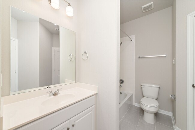 Building Photo - 27506 Beachside Arbor Dr