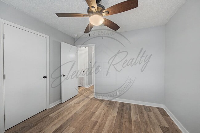 Building Photo - Two Bedroom Ranch in North Nashville - 1/2 Off First Months Rent!
