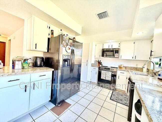 Building Photo - 435 Loblolly Ln