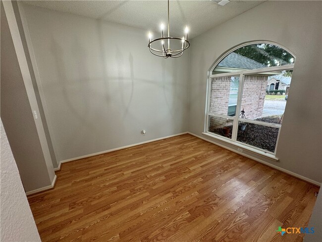 Building Photo - 617 Dunbar Dr