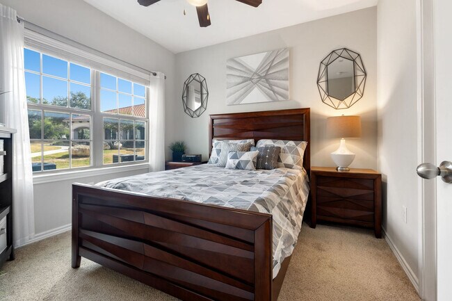 Building Photo - 5511 Pecan Spgs Rd