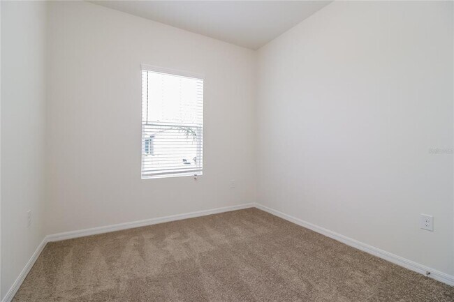 Building Photo - 3022 Neverland Dr