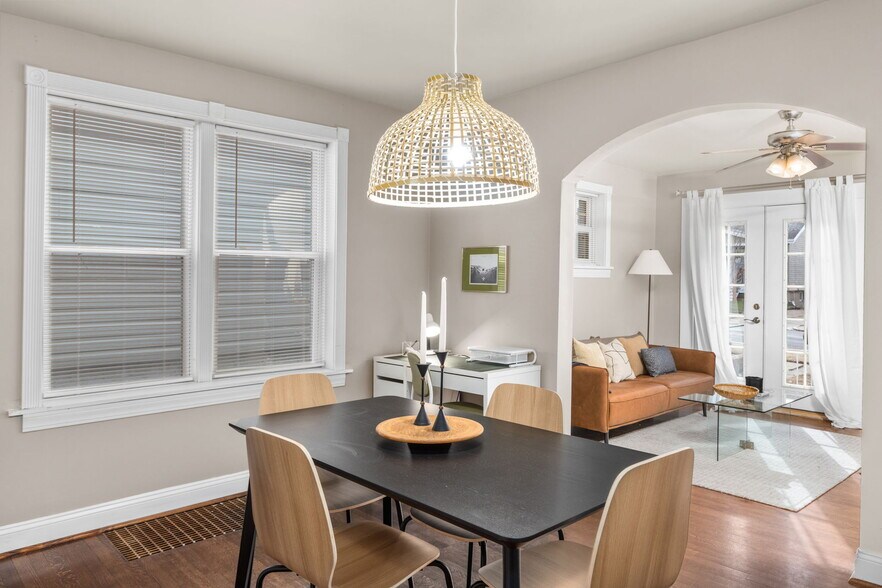 Building Photo - 6249 Odell St