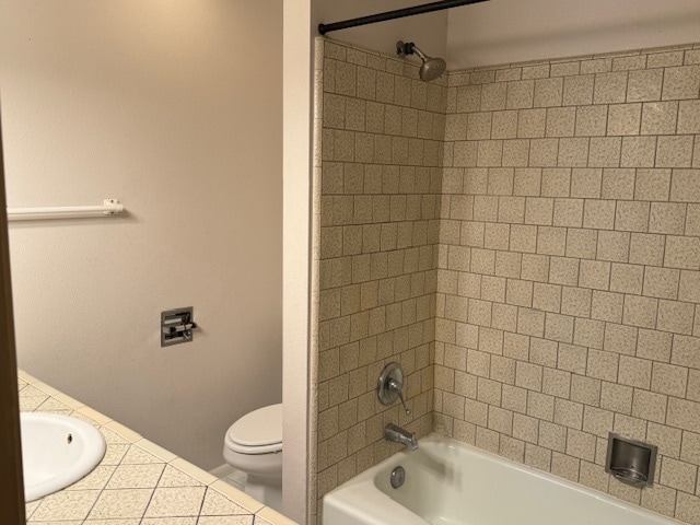 Building Photo - 5800 Encino Ave