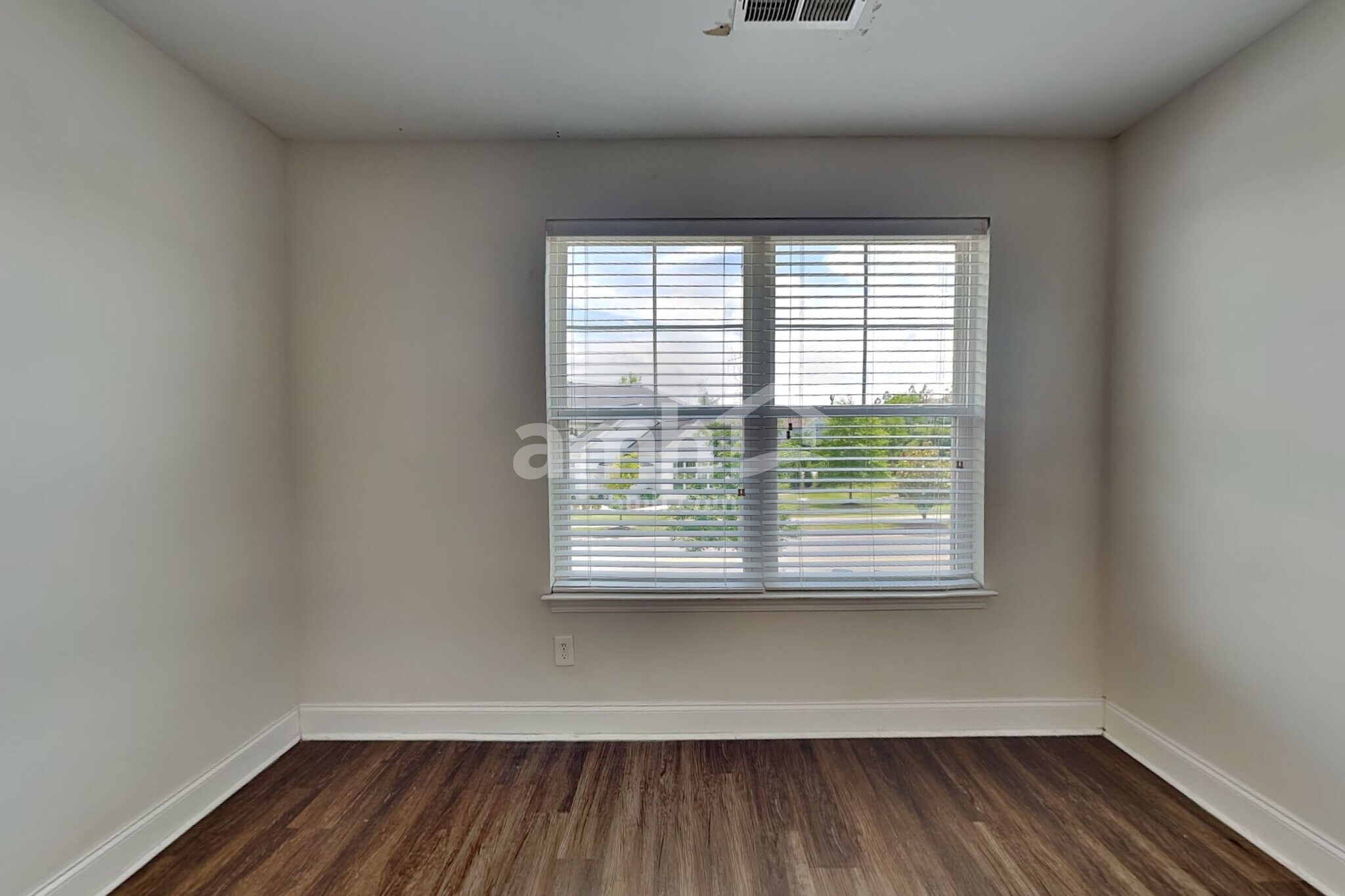 Building Photo - 5013 Mountain Springs Rd