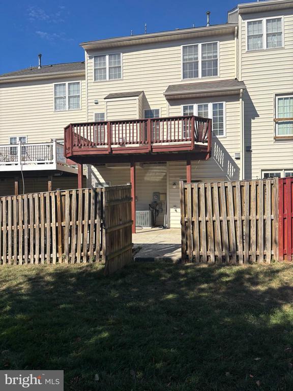 Building Photo - 43725 Banshee Heights Terrace