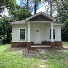 Building Photo - 1 bed 1 bath bungalow minutes from FSU!! Available August 2026!