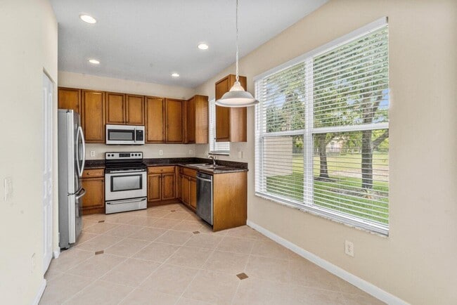 Building Photo - 580 Calamint Point