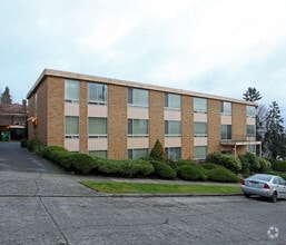 Building Photo - Lake Terrace Apartments