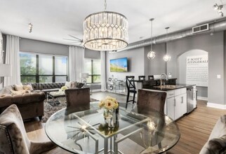 Building Photo - 1901 Post Oak Blvd