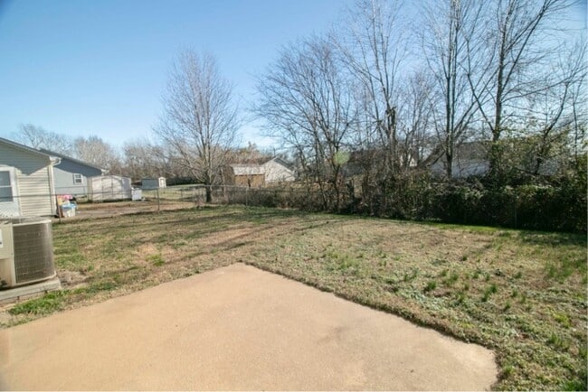 Building Photo - 1125 Keith Ave