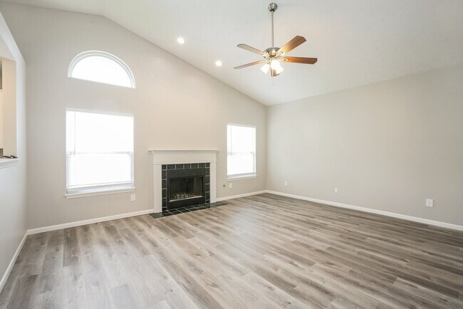 Building Photo - 1609 Orchestra Way