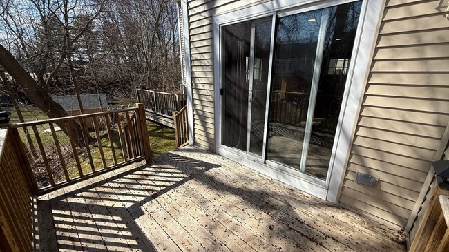Building Photo - Modern 2-Bedroom Townhouse Condo – Water &...