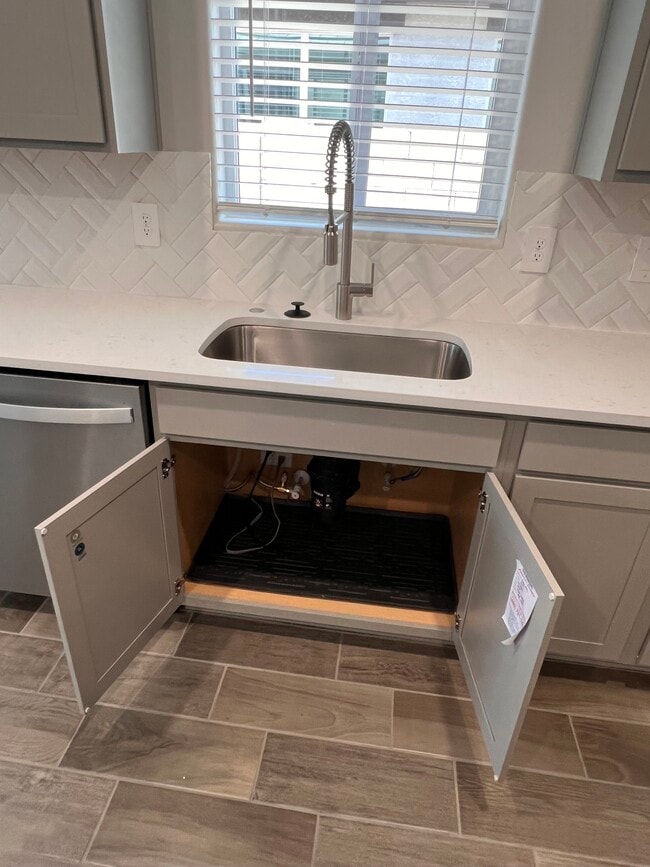 Large SS Sink - 37640 W San Sisto Ave