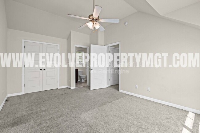 Building Photo - 3586 Brister St