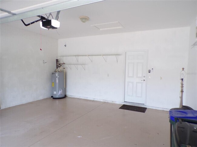 Building Photo - 6200 Falcon Lair Dr