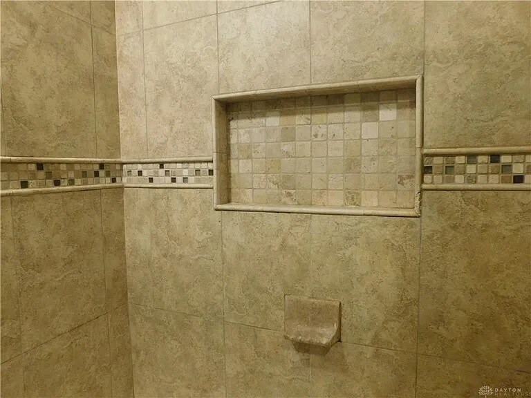 Building Photo - 4792 Pyrmont Rd